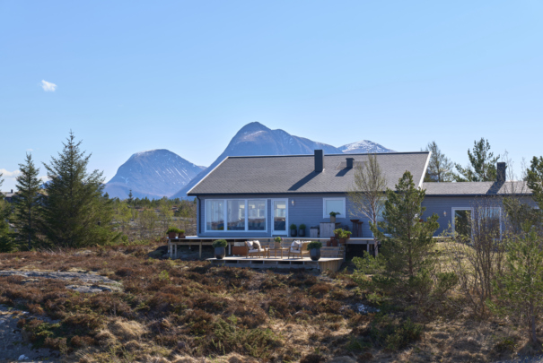 Eventyrlig Tustna 370